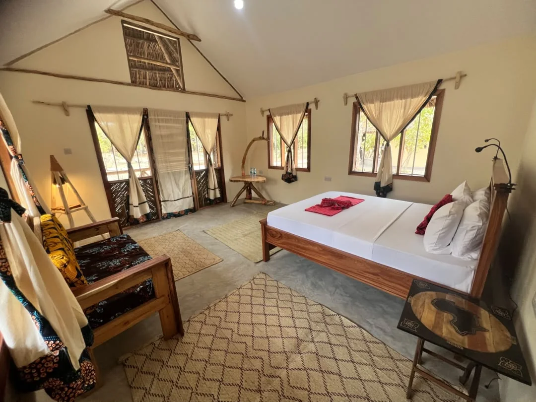 Safari Cottage Bedroom 02